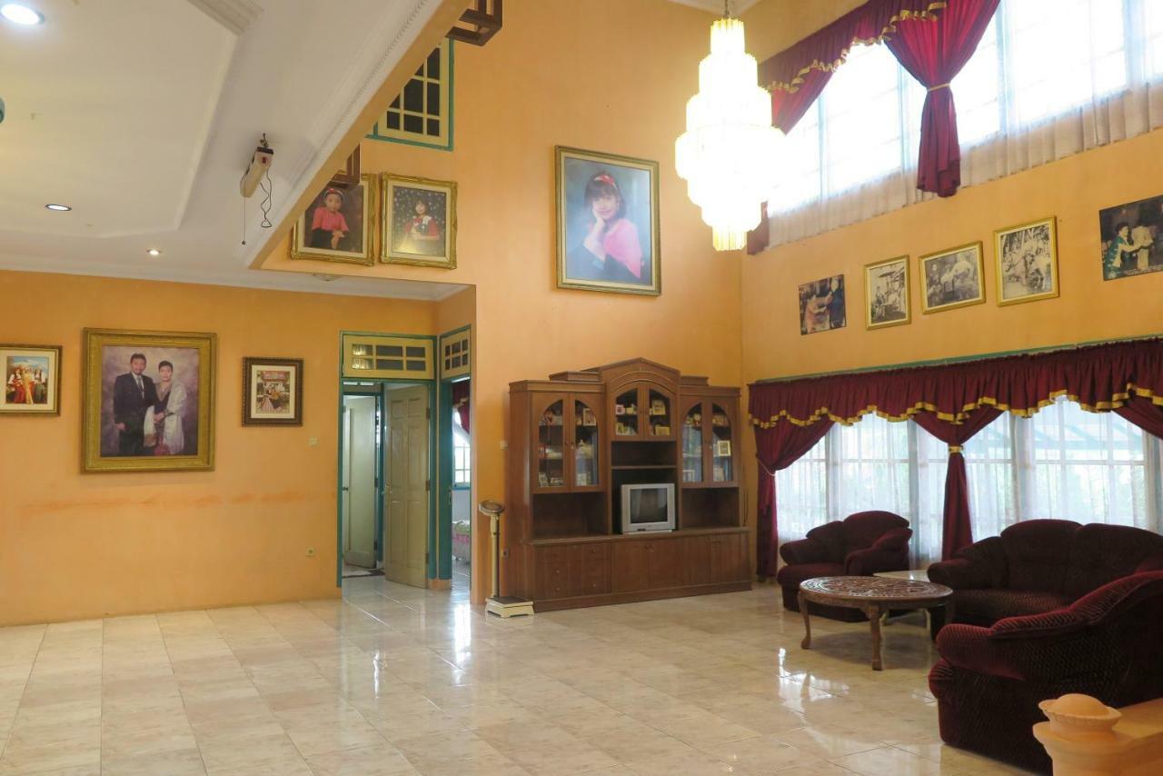 Villa Tiandiva Cisarua Exterior foto
